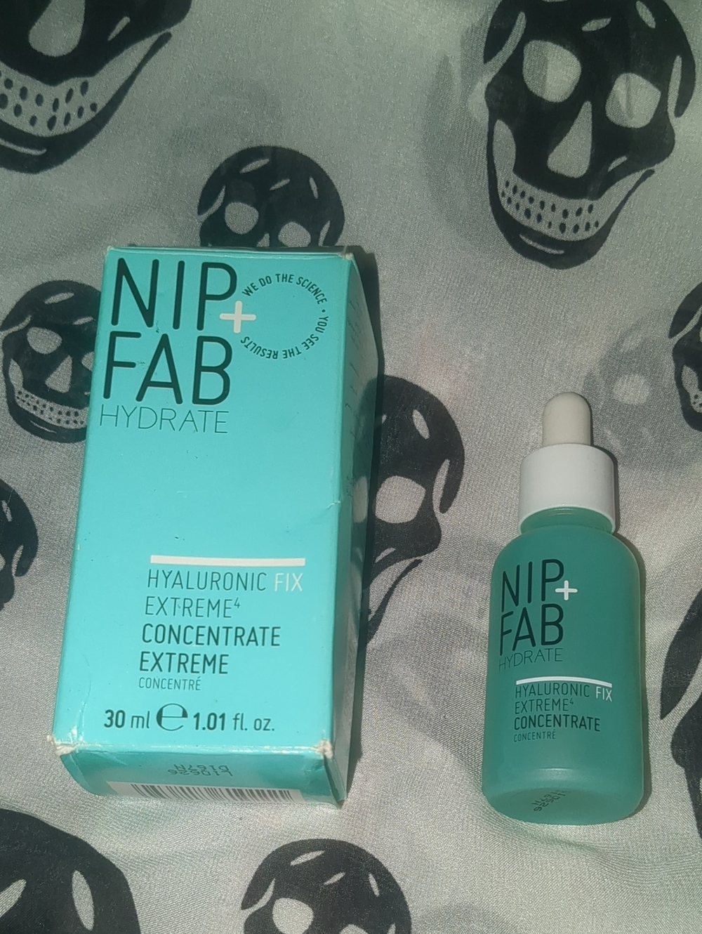 NIP+FAB Hydrate Hyaluronic Fix Extreme⁴ Concentrate - 30ml (Damaged Outer Box)